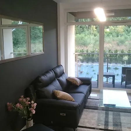 Apartament Debowiec Apartment